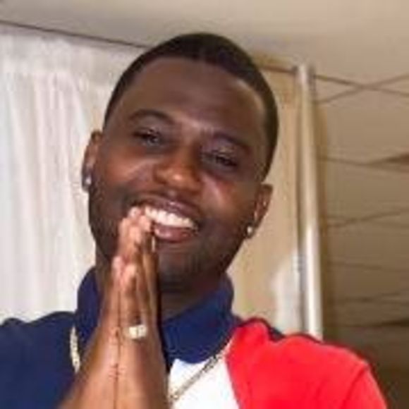 Profile Picture of James Lemene (@jameslemene) on Poshmark