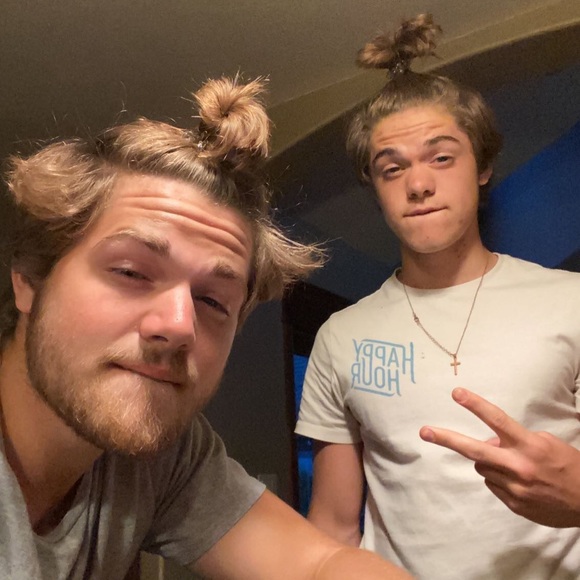 Tage Ortman - Poshmark Profile Picture of Tage Ortman (@tageortman) on Poshmark