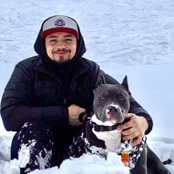 Profile Picture of Cesar Osuna (@cesar106) on Poshmark