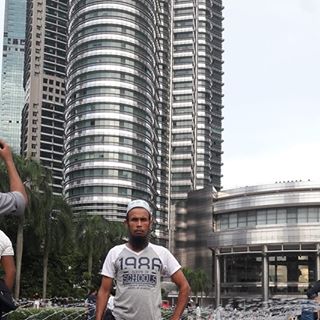 Profile Picture of Hossain Amir (@hossain.amir.50767) on Facebook