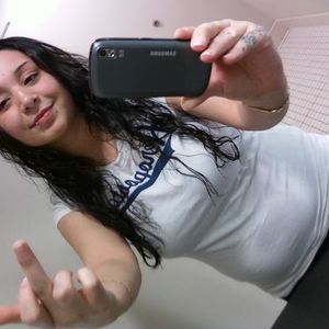 Profile Picture of Roxanne Mendez (@haterz_b0xup) on Myspace