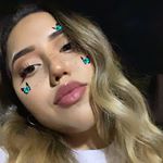 Profile Picture of Maria Vivas (@heyyyimmaria_) on Instagram