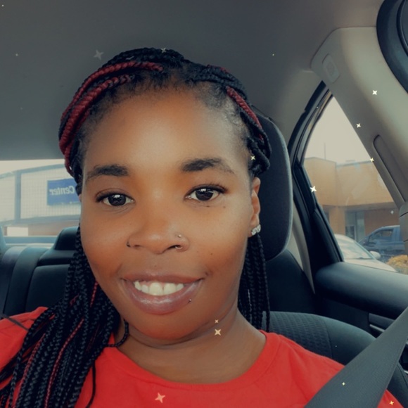 Profile Picture of Kinkeya Ellington (@kinkeya29) on Poshmark