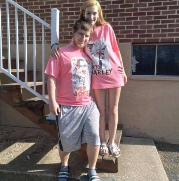 Profile Picture of Jadyn Urich (@jadynurich) on Poshmark