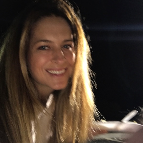 Profile Picture of Marcie Hoch (@marciehoch) on Poshmark