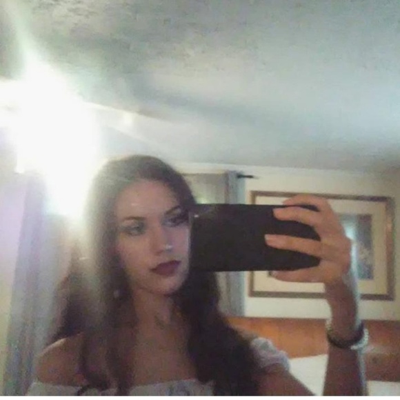 Profile Picture of Shae Creter (@shaecreter1) on Poshmark