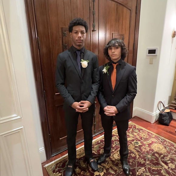 Profile Picture of Coleman Conner (@colemanconner) on Poshmark