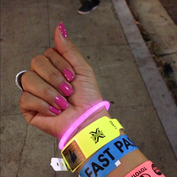 Profile Picture of Liz Ferreyra (@ferreyra88) on Poshmark