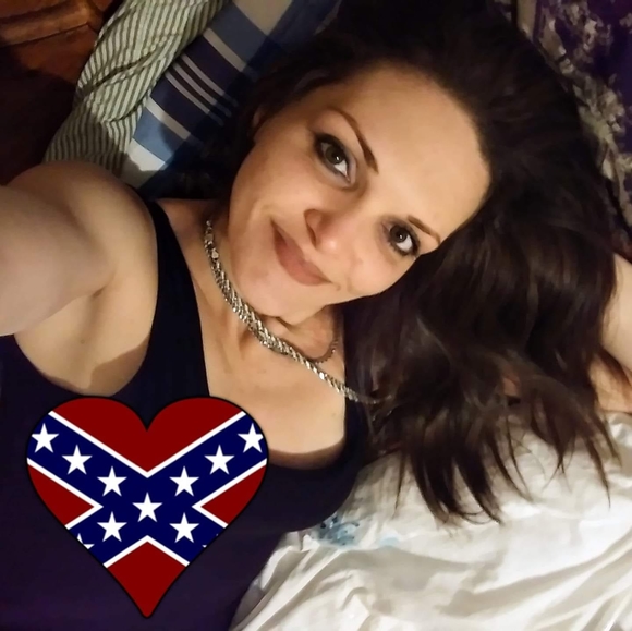 Profile Picture of Angel Trant (@angeltrant) on Poshmark