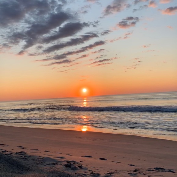 Mackenna Heesters - Poshmark Profile Picture of Mackenna Heesters (@mackennah536) on Poshmark