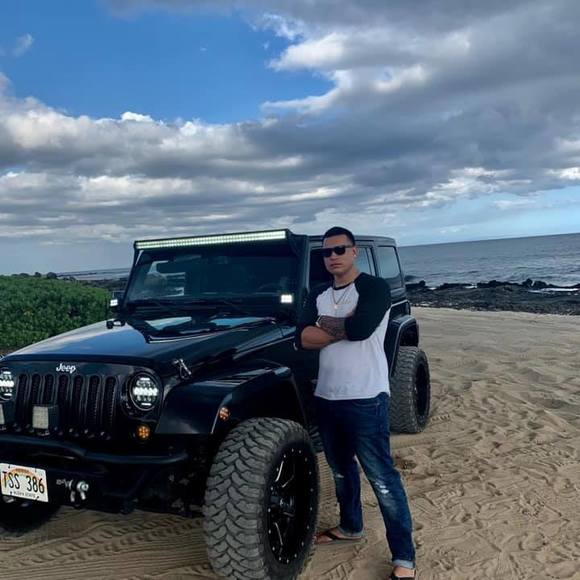 Profile Picture of Jesse Castaneda (@jesseboi51) on Poshmark