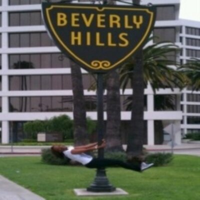 Profile Picture of May Snyder (@ByronBarber2) on Twitter