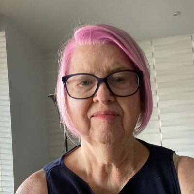 Profile Picture of Sylvia Bushell (@SylviaBushell) on Twitter