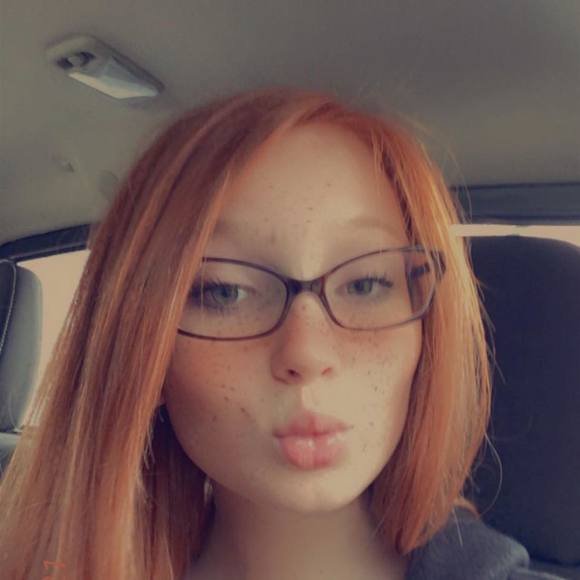 Madison Quinn - Poshmark Profile Picture of Madison Quinn (@madisonquinn435) on Poshmark