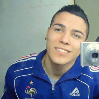 Benjamin Etchegoyen (de mi amór) - Facebook Profile Picture of Benjamin Etchegoyen (de mi amór) (@taka.sabe.7) on Facebook