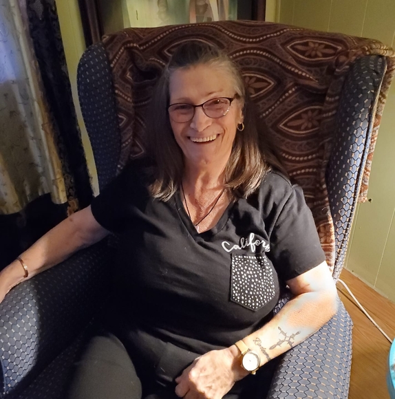 Profile Picture of Lisa Wheeler (@aalisalove) on Poshmark