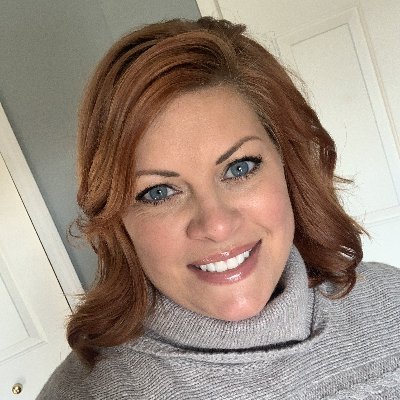 Profile Picture of Renee Duffy (@RDuffy21) on Twitter