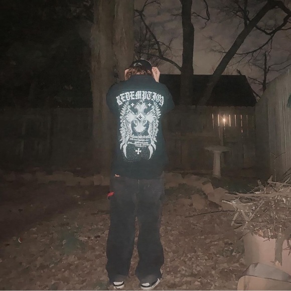 Profile Picture of Benjamin Anderson (@benjaminande489) on Poshmark