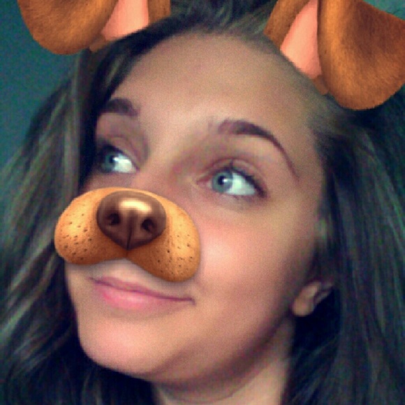 Profile Picture of Sylvia Delbono (@walrusmustache) on Poshmark