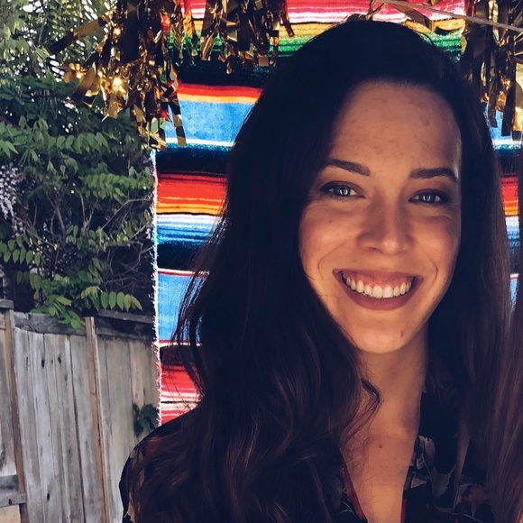 Profile Picture of Jordan Bennett (@jabennett29) on Poshmark