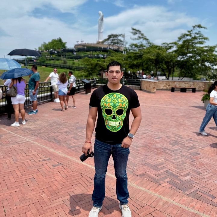 Profile Picture of Michael Rios (@michaelrios20) on Tiktok