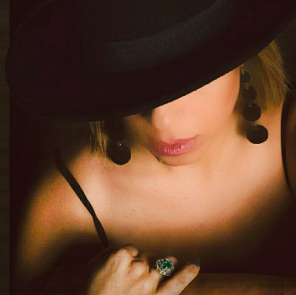 Profile Picture of Reem Nabhani (@reemnabhani) on Poshmark