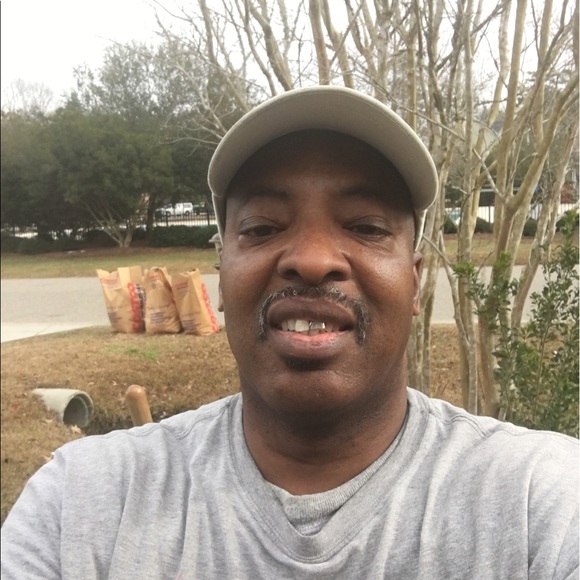 Profile Picture of Myron Parker (@dallas232323) on Poshmark