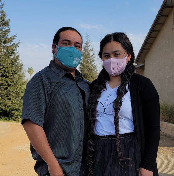 Profile Picture of Julia Espirito (@iceblueheart) on Poshmark