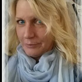 Profile Picture of teresa keith (@bellasant) on Pinterest