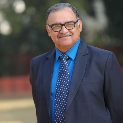 Profile Picture of Manish Kapoor (@amkay66) on Twitter