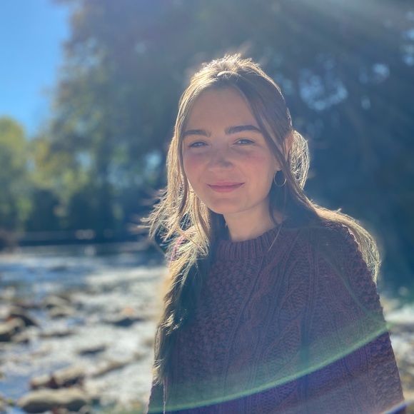 Profile Picture of Heather Trethaway (@trethawayh) on Poshmark