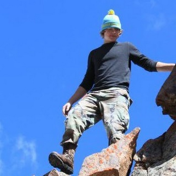 Profile Picture of Stephen Jurgensen (@sdjurgy) on Poshmark