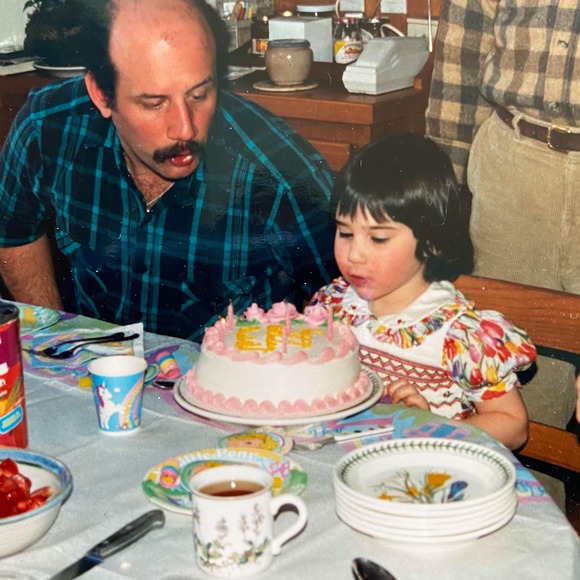 Profile Picture of Elisabeth Benoit (@lissieb23) on Poshmark