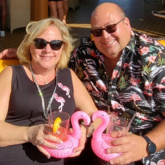 Profile Picture of Julie Cochlin (@juliec22312) on Poshmark