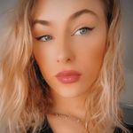 Profile Picture of 𝑪𝒉𝒍𝒐𝒆 𝑲𝒊𝒎 (@chloe__kimi) on Instagram