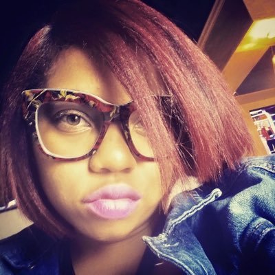 Profile Picture of Giver of PINK Kisses (@TopNotch682) on Twitter