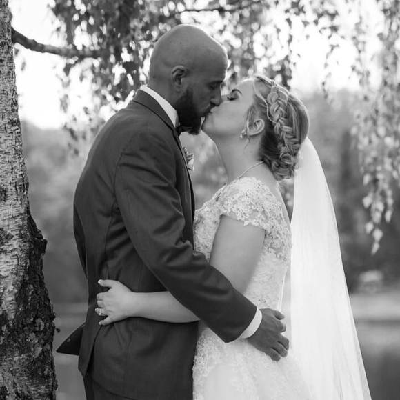 Profile Picture of Stephanie Logothetis (@stephwoodall) on Poshmark