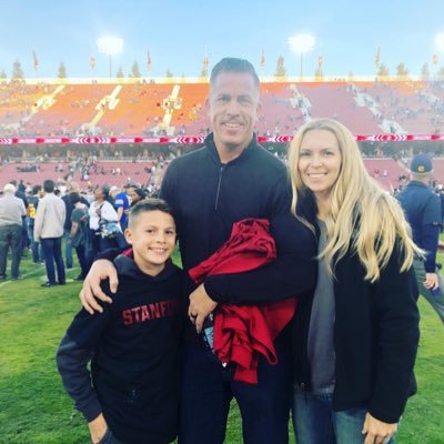 Profile Picture of Jessie Humphries (@JessieHumphrie2) on Twitter