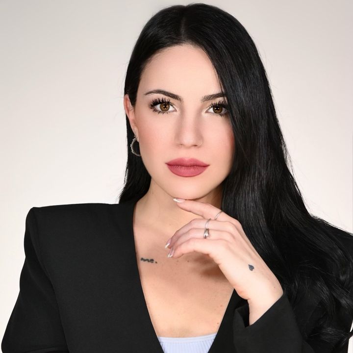 Profile Picture of Roberta Corso Hairstylist (@rc_hairstylistbridal) on Tiktok