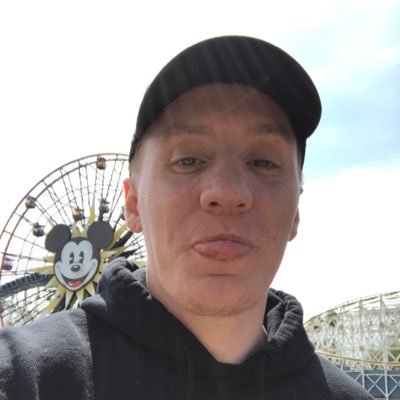 Profile Picture of Eric Lemire (@evlemire) on Twitter