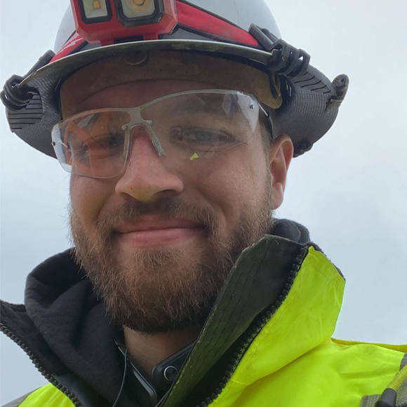 Profile Picture of Cameron Prouse (@prousecameron) on Poshmark