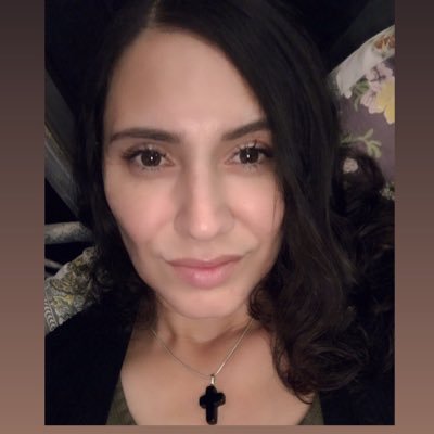 Profile Picture of Maria Dolores (@MariaEufracio) on Twitter