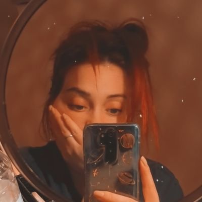 Profile Picture of La Rousse (@__larousse) on Twitter