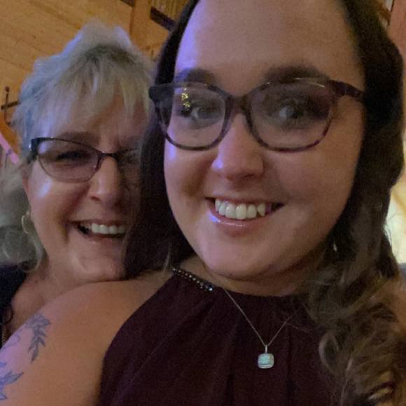 Profile Picture of Briana Triplett (@briana1003) on Poshmark