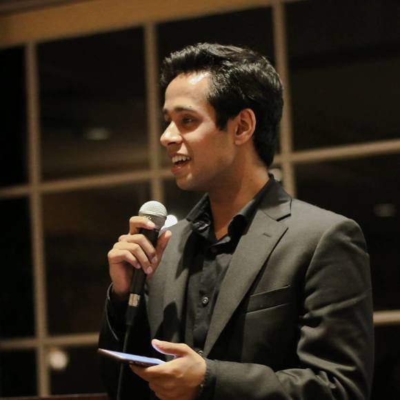 Profile Picture of Akkshay Khoslaa (@akkshay) on Poshmark