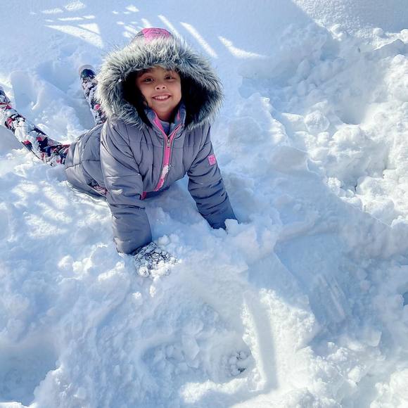 Profile Picture of Ayesha Akter (@ayeshatrading) on Poshmark