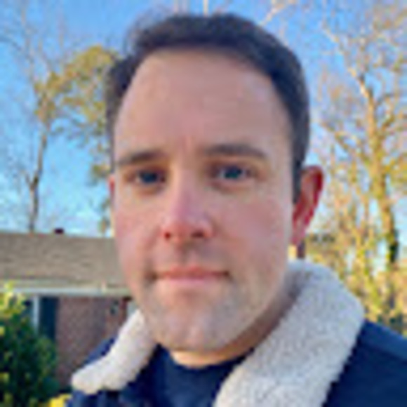 Profile Picture of Richard Hahn (@richard_hahn) on Poshmark