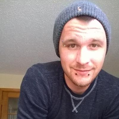 Profile Picture of Christopher Pohl (@chris_pohl1989) on Twitter