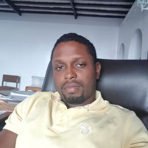 Profile Picture of André Joseph Bernard (@AndrJosephBern1) on Twitter