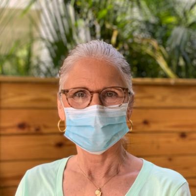 Profile Picture of Diana Gonzalez (@DianaGHealth) on Twitter